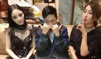 娱乐吃瓜男友,吃瓜男友的甜蜜日常