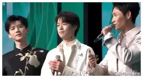 娱乐圈吃瓜爆料背景图,揭秘吃瓜背后的真相与秘密